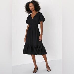 Lulus Adorable Type Black Surplice Puff Sleeve Textured Woven Midi Dress Medium‎